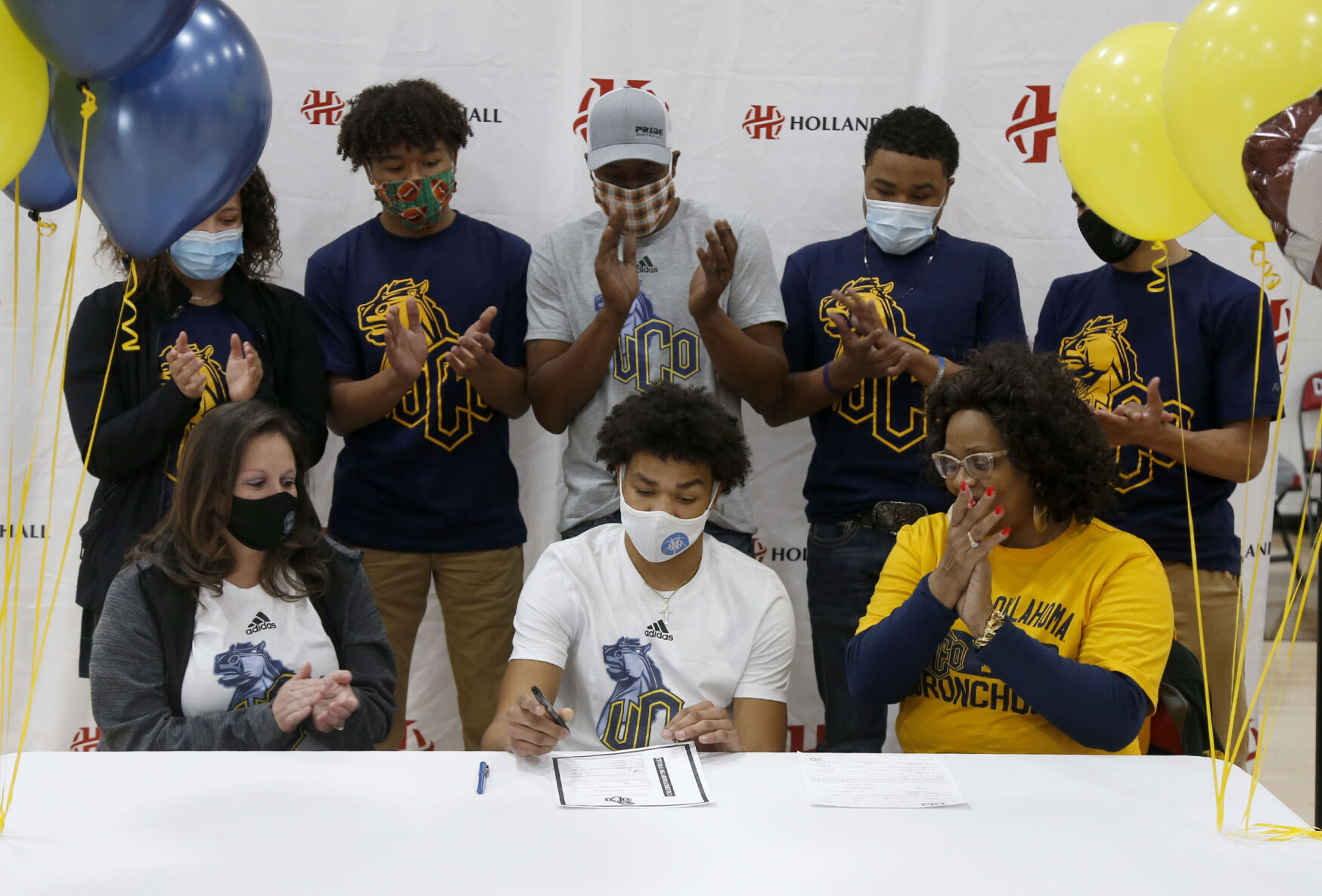 Holland Hall Signing Day